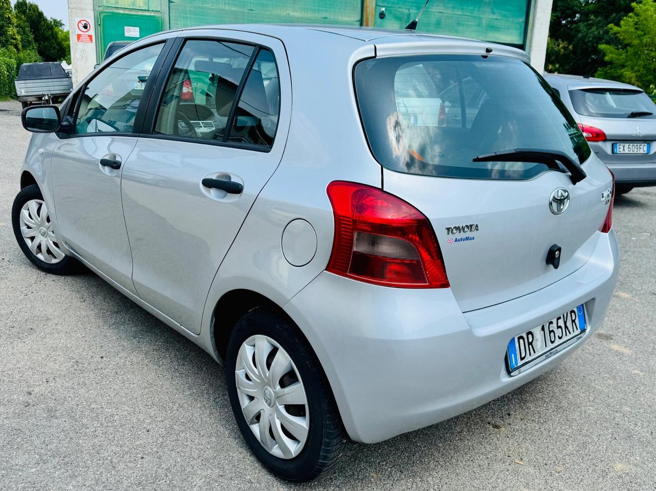 Toyota Yaris 1.0 5 porte Now Ok Neopatentati