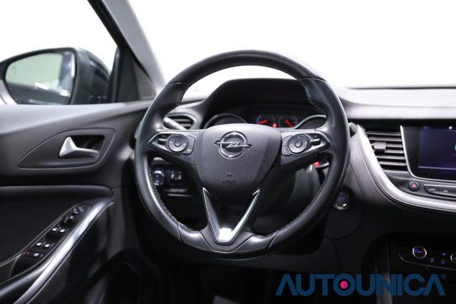 OPEL Grandland X 1.2 TURBO 12V 130CV INNOVATION FARI LED
