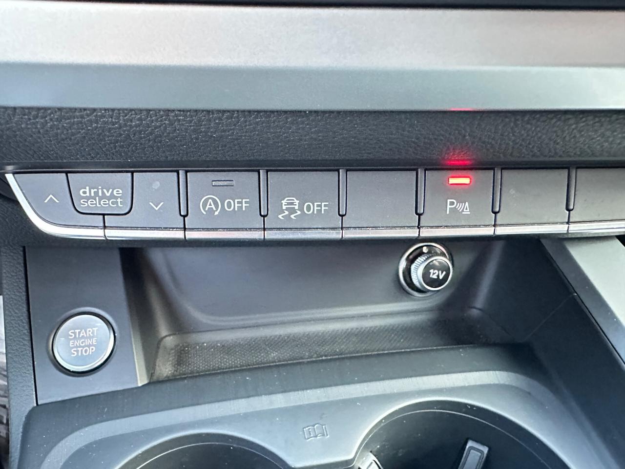Audi A4 Avant 2.0 TDI 150 CV Sport cockpit virtual clima 3 zona led