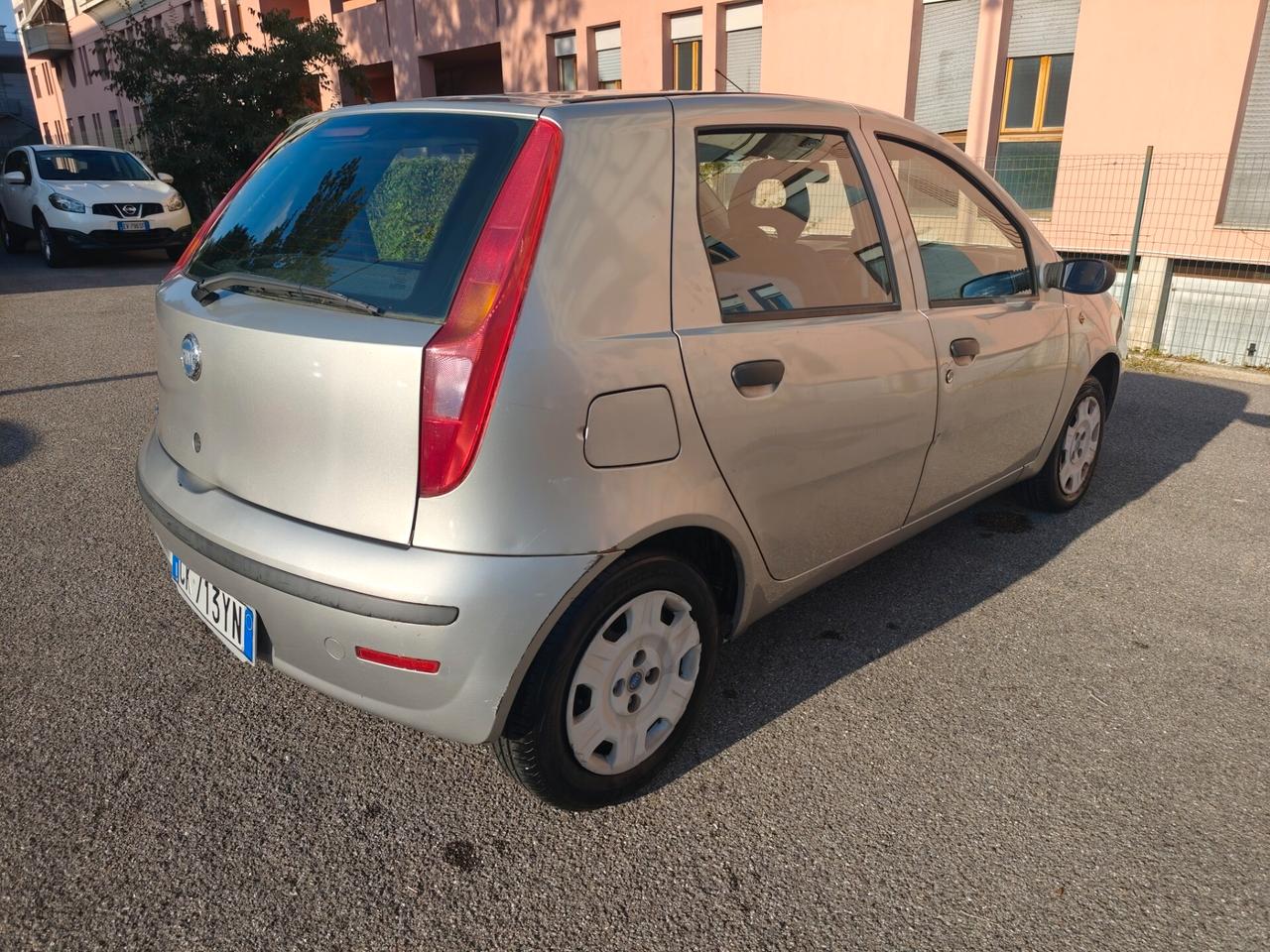 Fiat Punto 1.2 Benz 5 porte 90 Milà km Dynamic