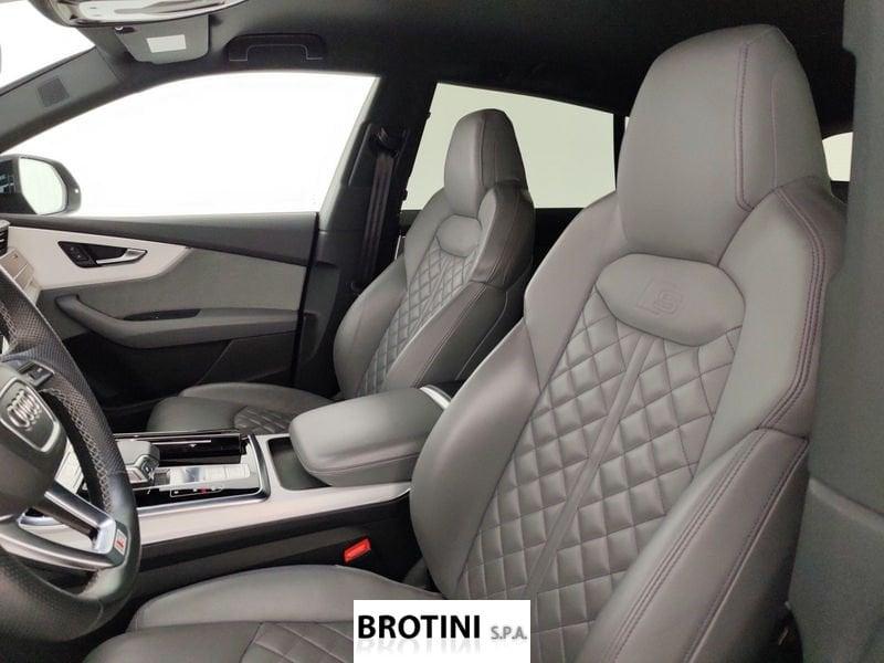 Audi Q8 55 TFSI e quattro tiptronic S-Line Sport