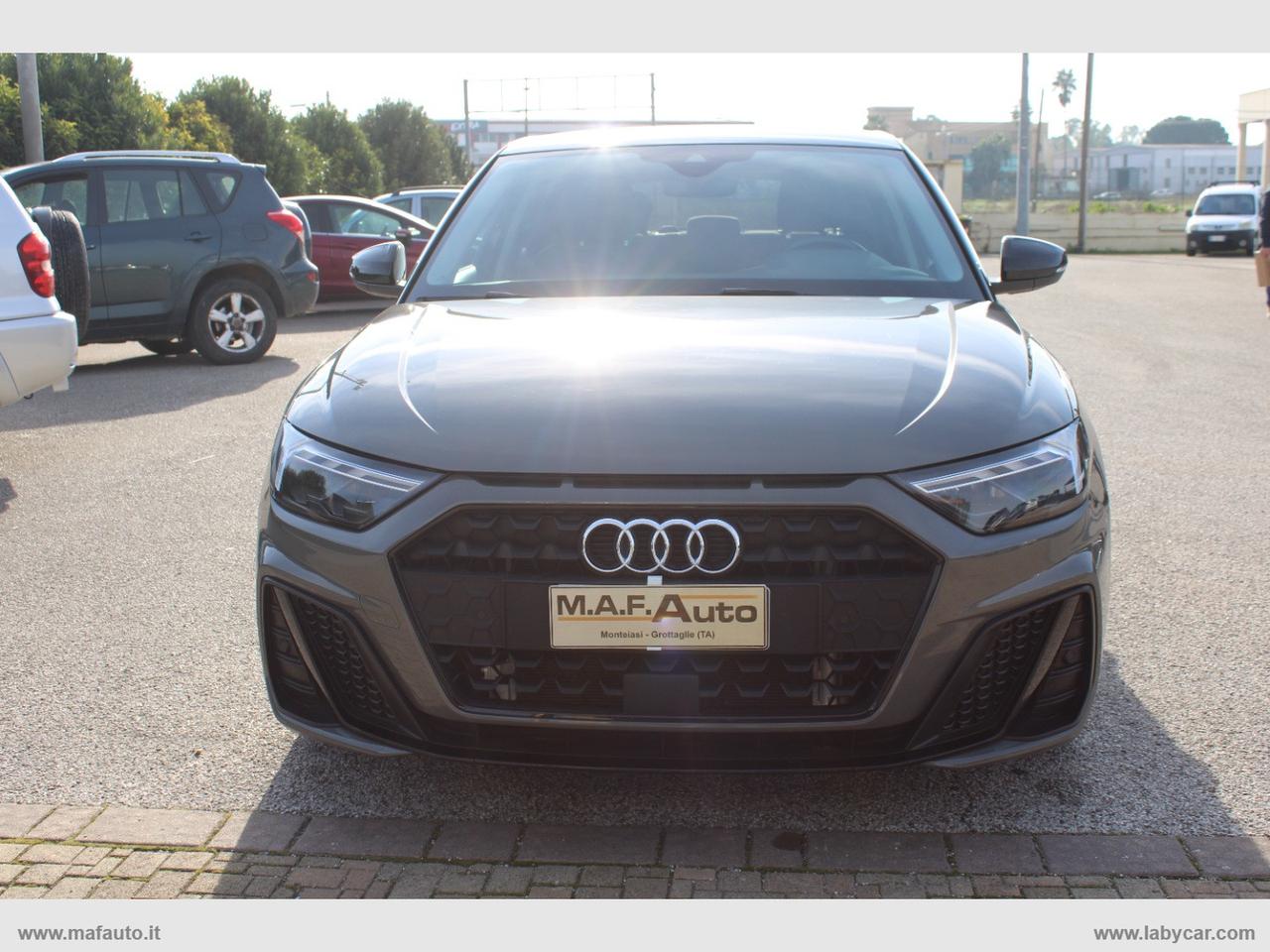 AUDI A1 SPB 30 TFSI S tronic Identity Black SLINE