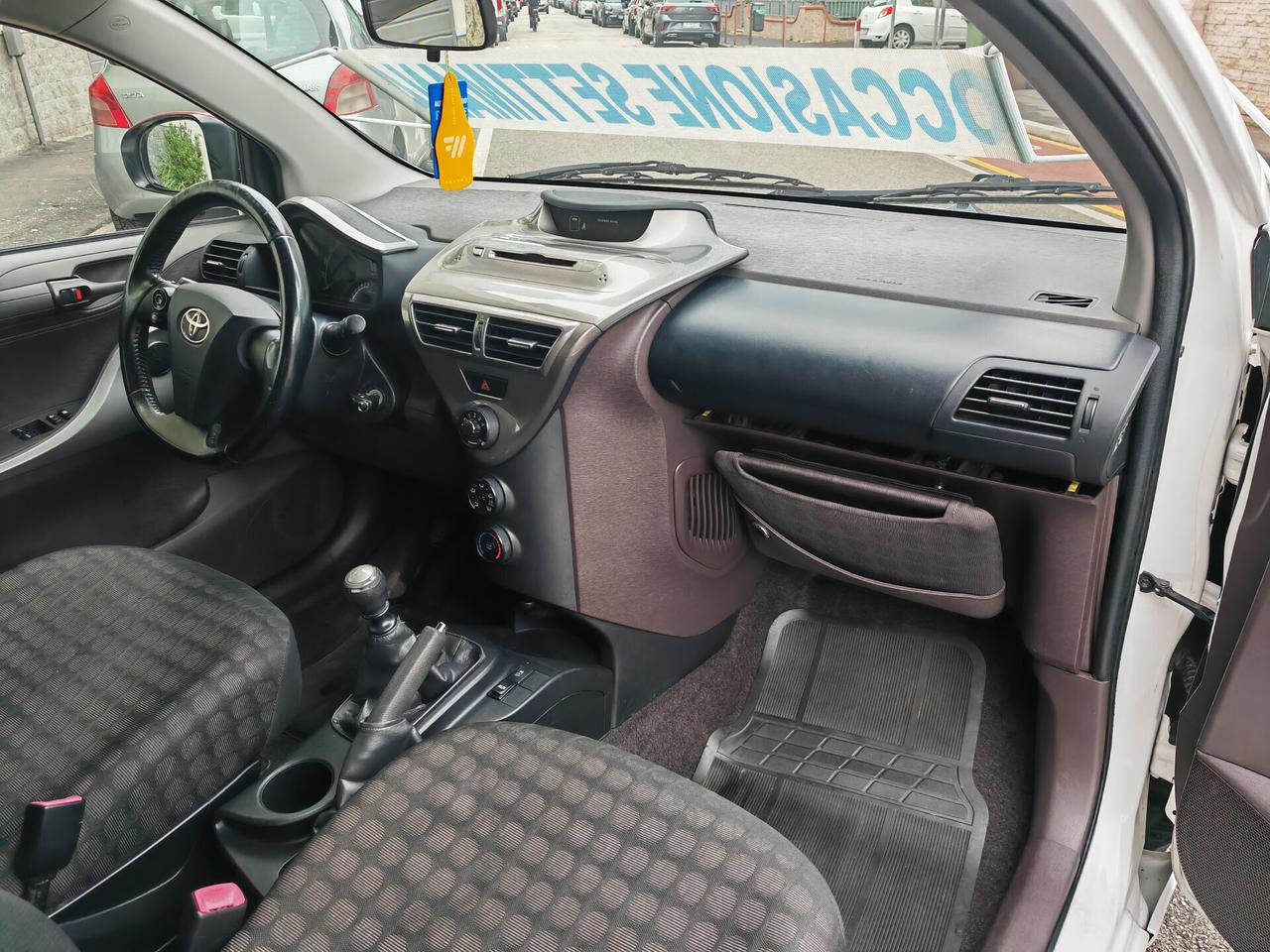 TOYOTA IQ 1.0 BENZINA CV68 KW50 FULL