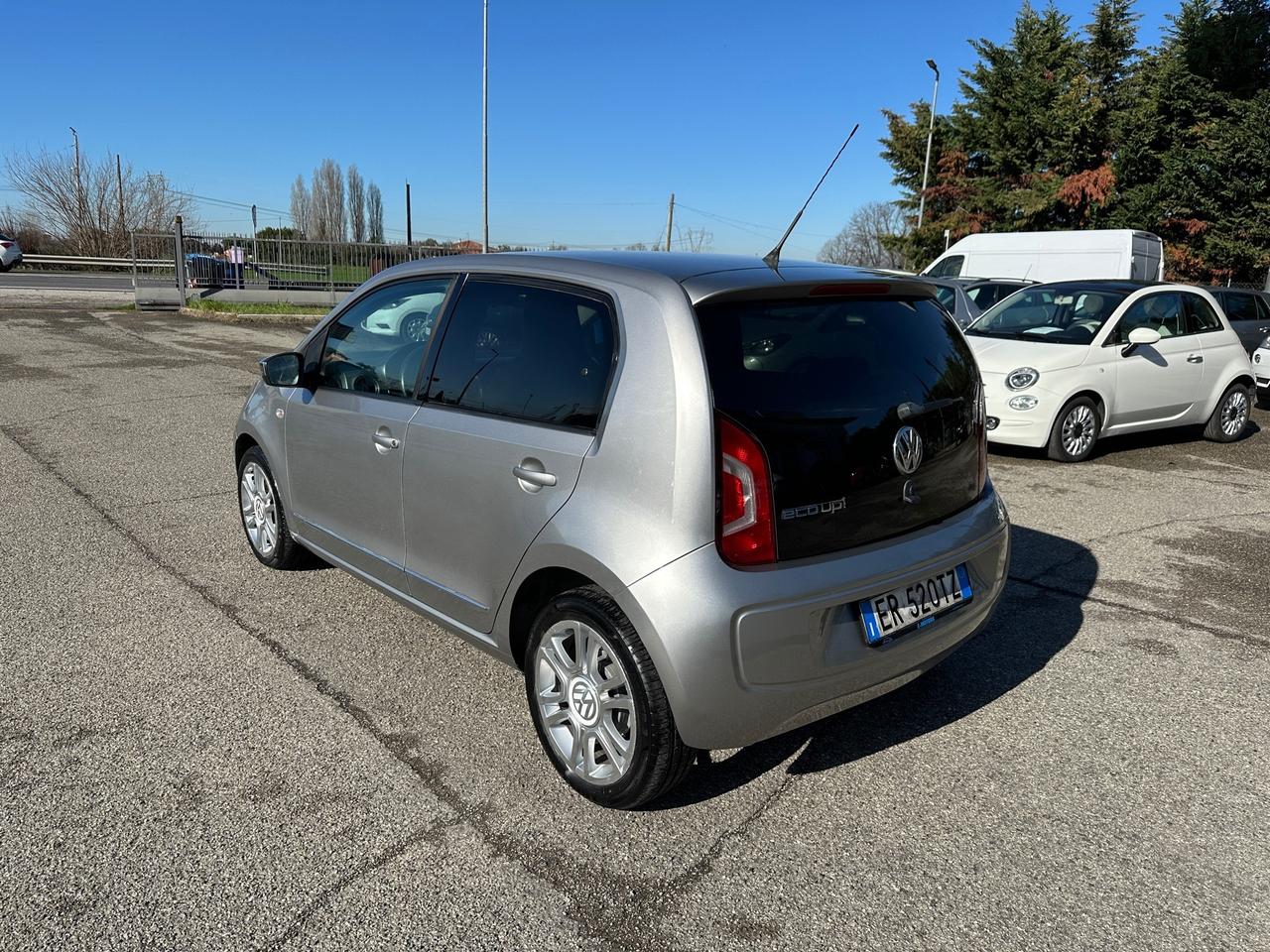 Volkswagen up! 1.0 5p. eco high BlueMotion Technology - 2013