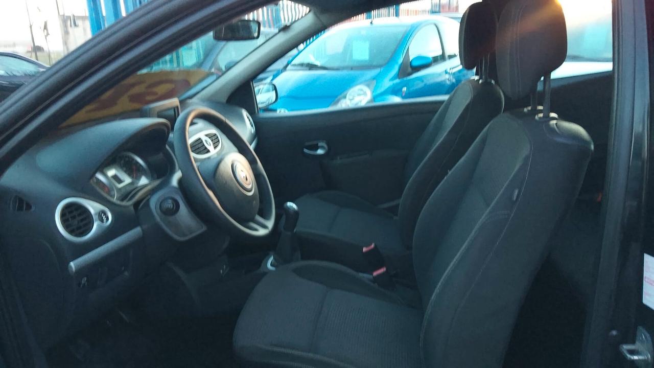 Renault Clio 1.2 benzina gpl di serie