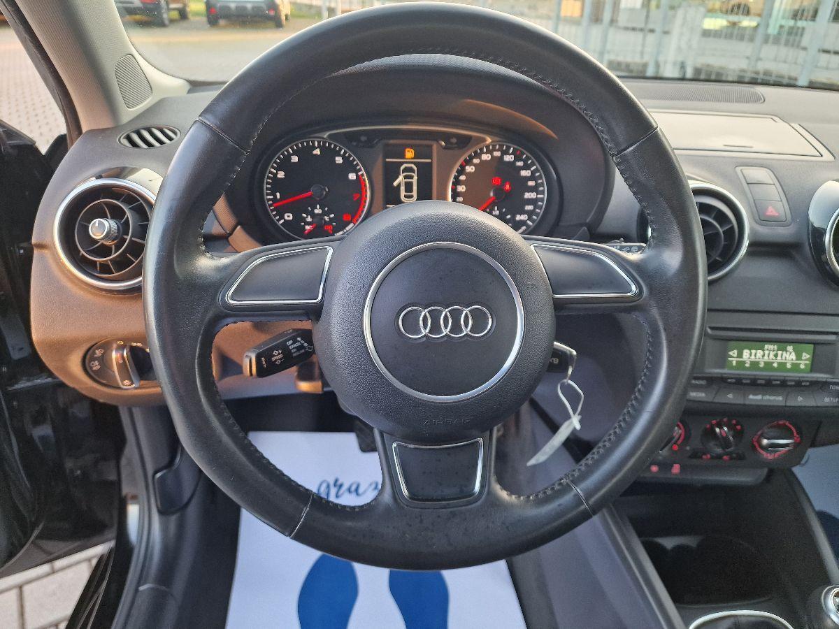 AUDI - A1 - 1.2 TFSI Attraction SLINE NEOPAT