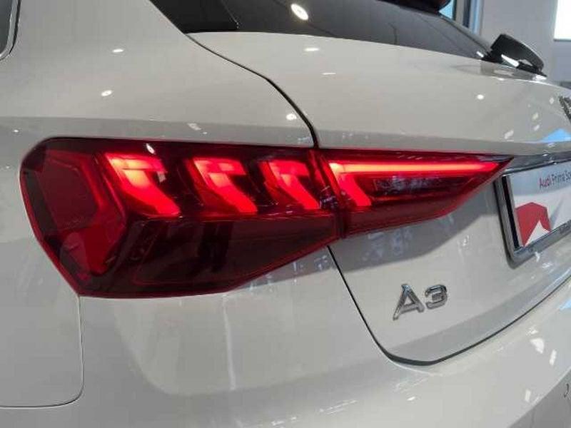 Audi A3 IV 2020 Sportback Audi Sportback 30 2.0 tdi S line edition