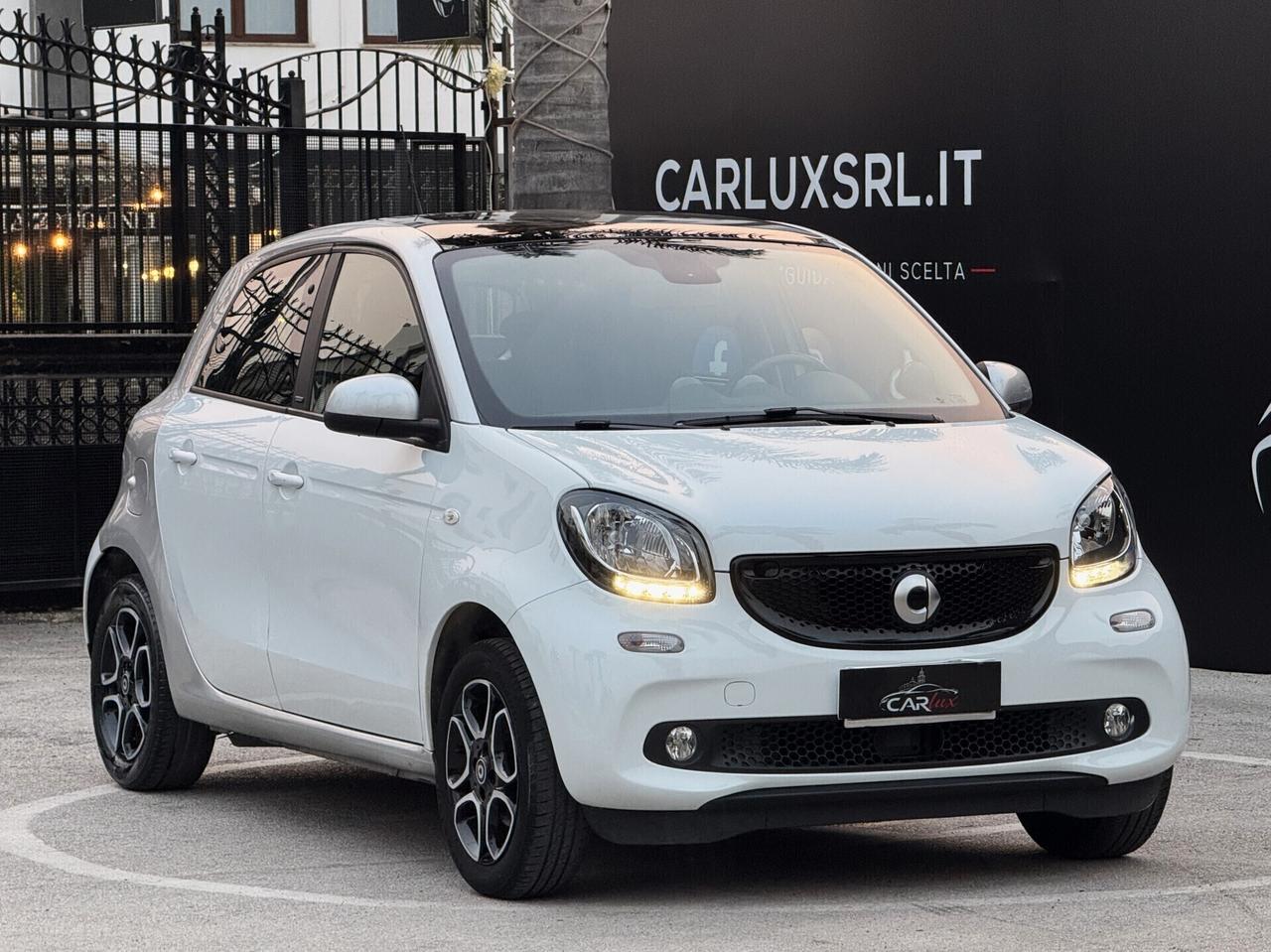 Smart forFour 1.0 Passion 71CV Twinamic TETTO