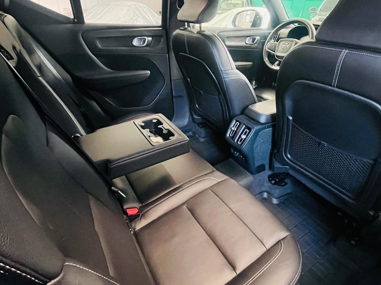 Volvo XC40 D4 AWD Geartronic R-design