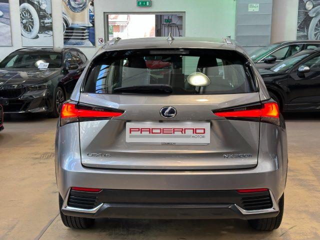 LEXUS NX 300 Hybrid 4WD Luxury - 18" - Camera - Pelle nera