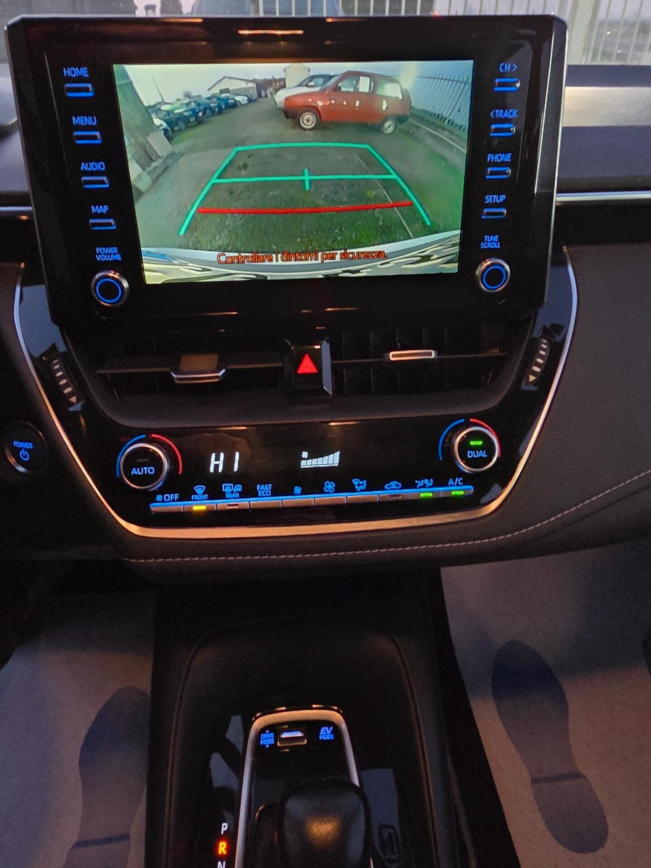 Toyota Corolla Touring Sports 1.8 Hybrid Business Tech