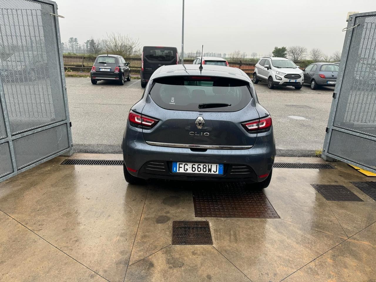 Renault Clio TCe 12V 90CV Start&Stop 5 porte Energy Intens