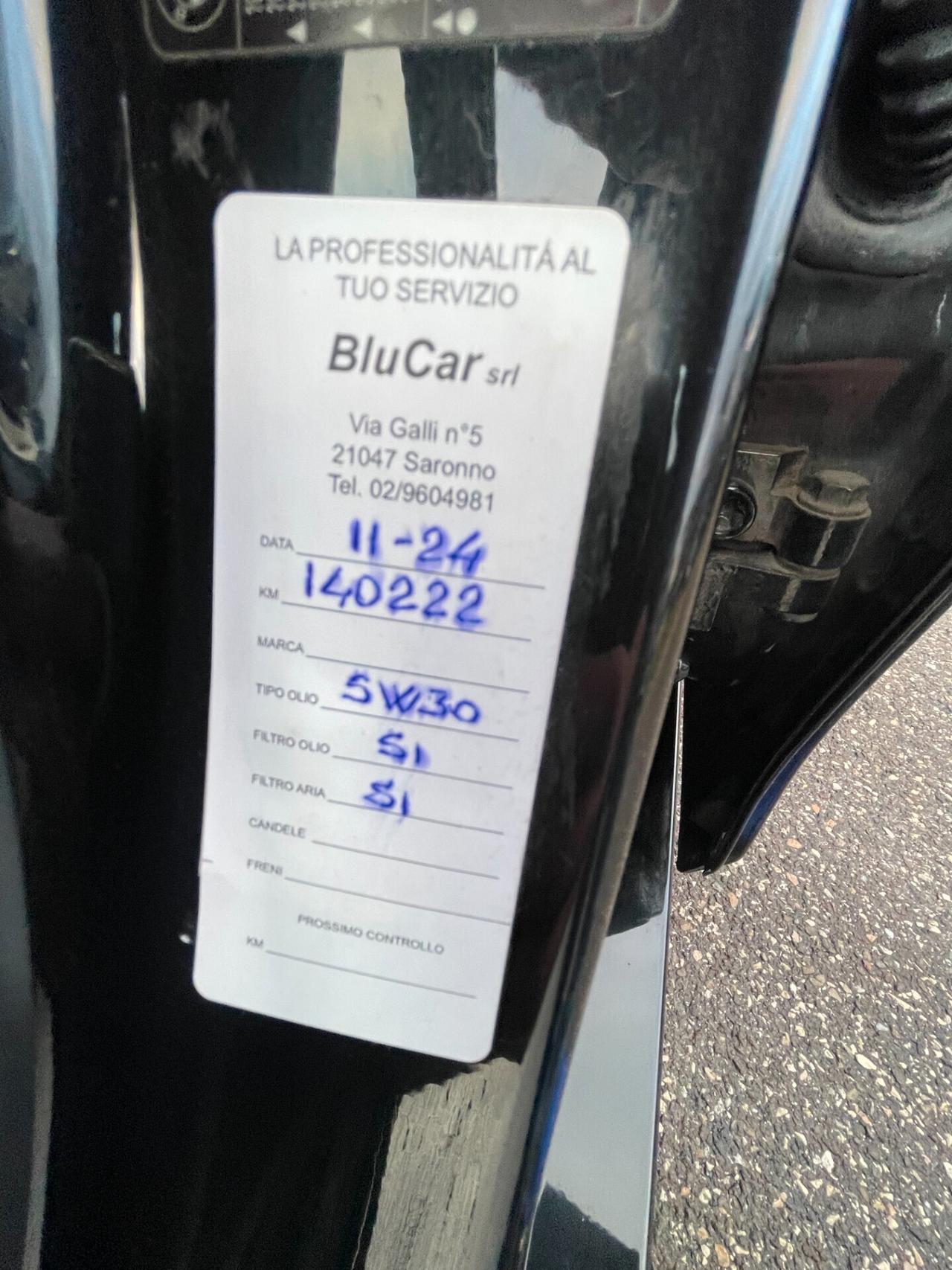 Bmw 318 318d Touring Luxury aut. NEOPATENTATI - GANCIO TRAINO