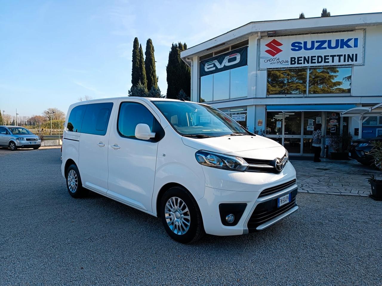 Toyota Proace Verso 1.6D L0 D Luxury