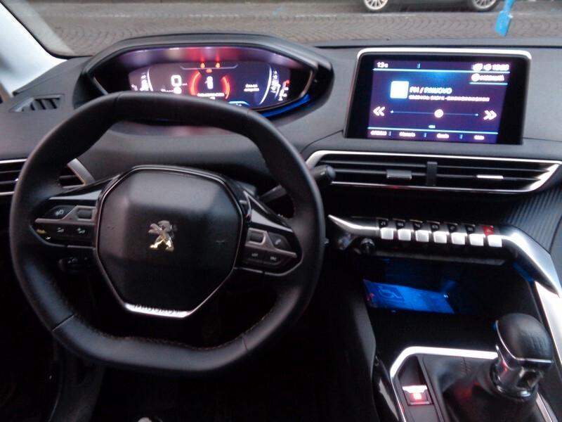 Peugeot 3008 BlueHDi 120 S&S Business