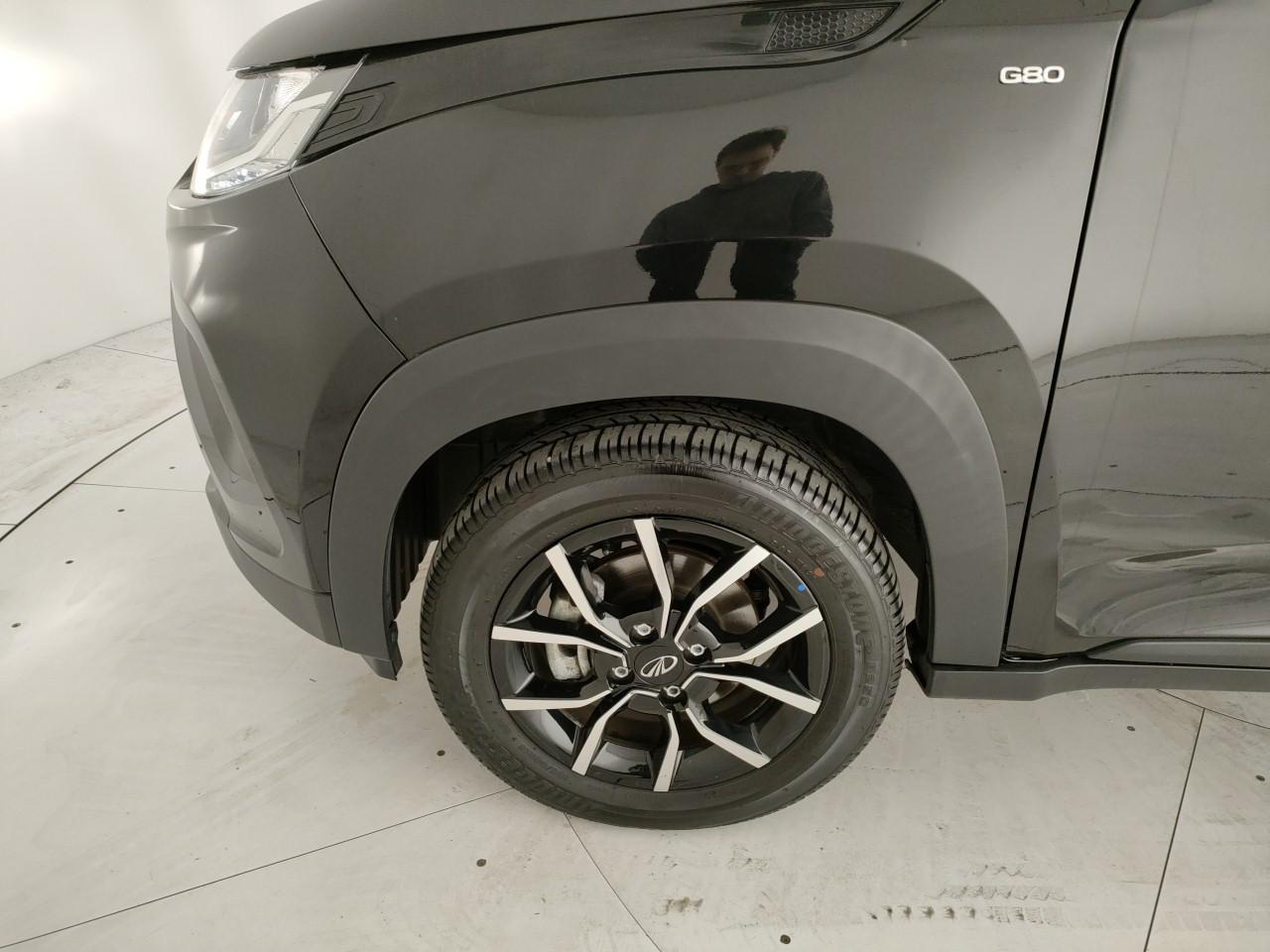 MAHINDRA KUV100 1.2 K8 m-bifuel