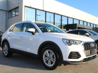 AUDI Q3 2.0 TDI 150 CV S tronic Business