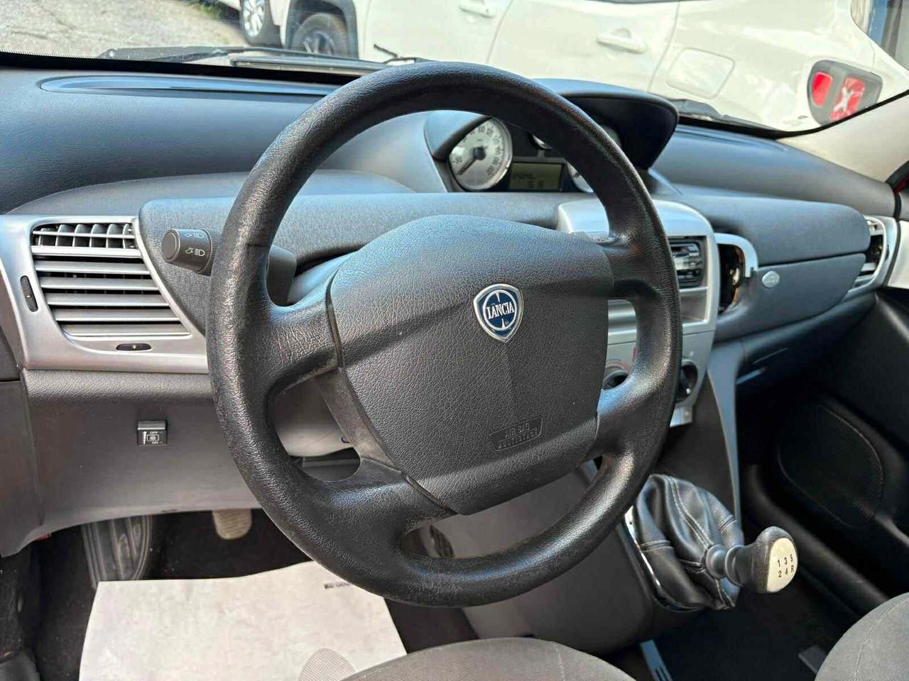 Lancia Ypsilon 1.4 Oro Ecochic GPL