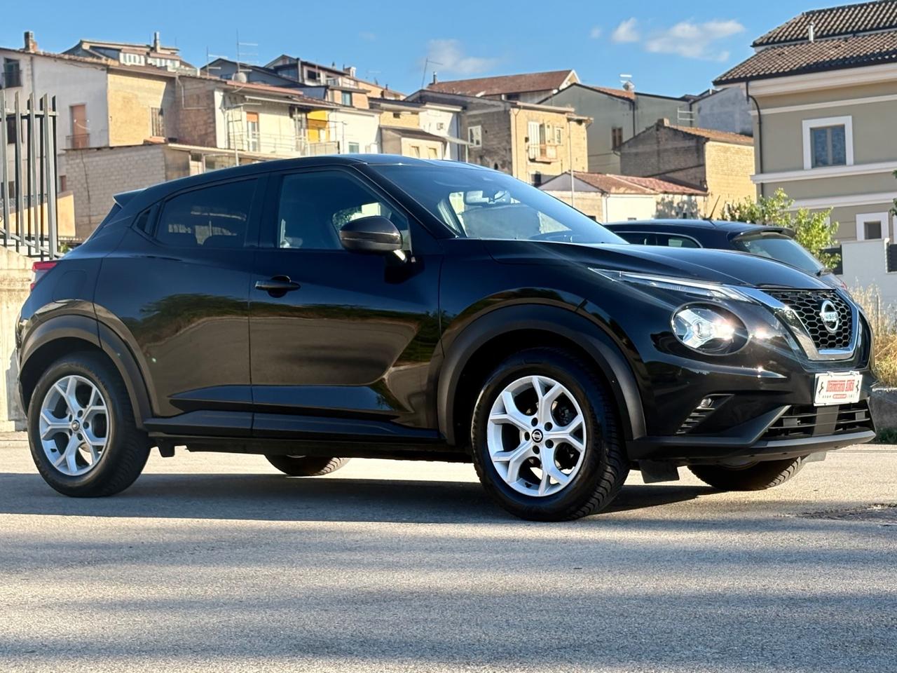 Nissan Juke 1.0 DIG-T DCT N-Connecta FULL/LED