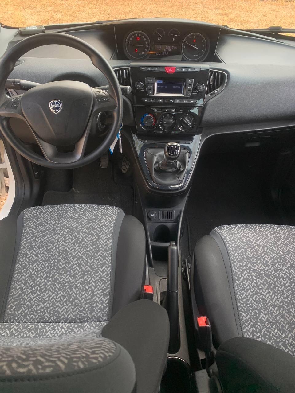 Lancia Ypsilon 1.0 hybrid Silver KM REALI