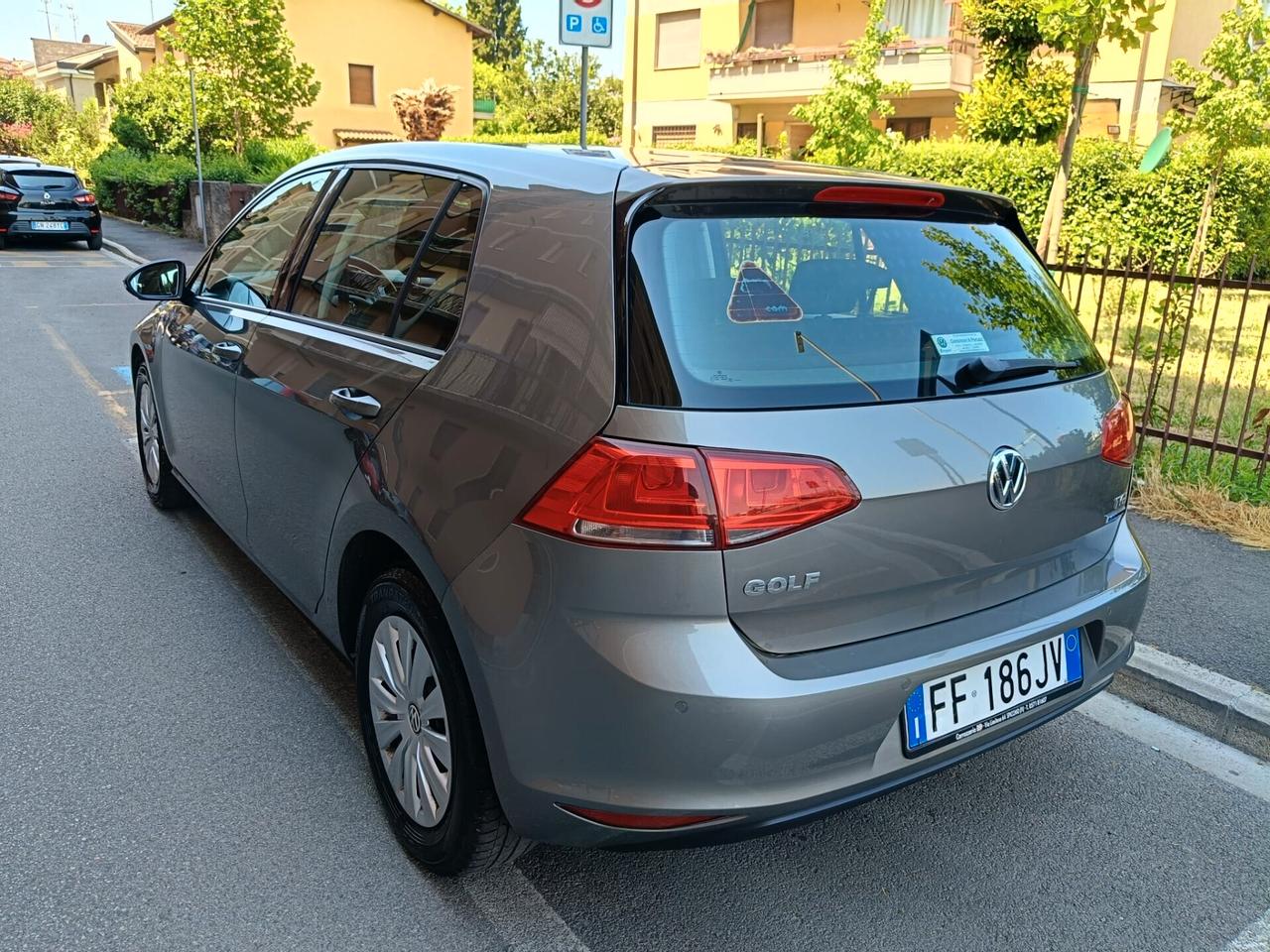 Volkswagen Golf 1.4 Benzina Metano
