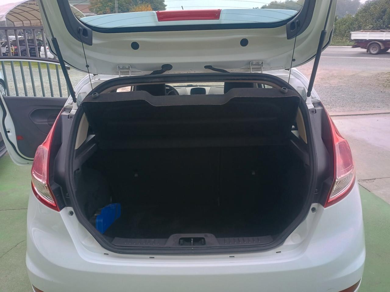 Ford Fiesta 1.4 3 porte Bz.- GPL NEOPATENTATI