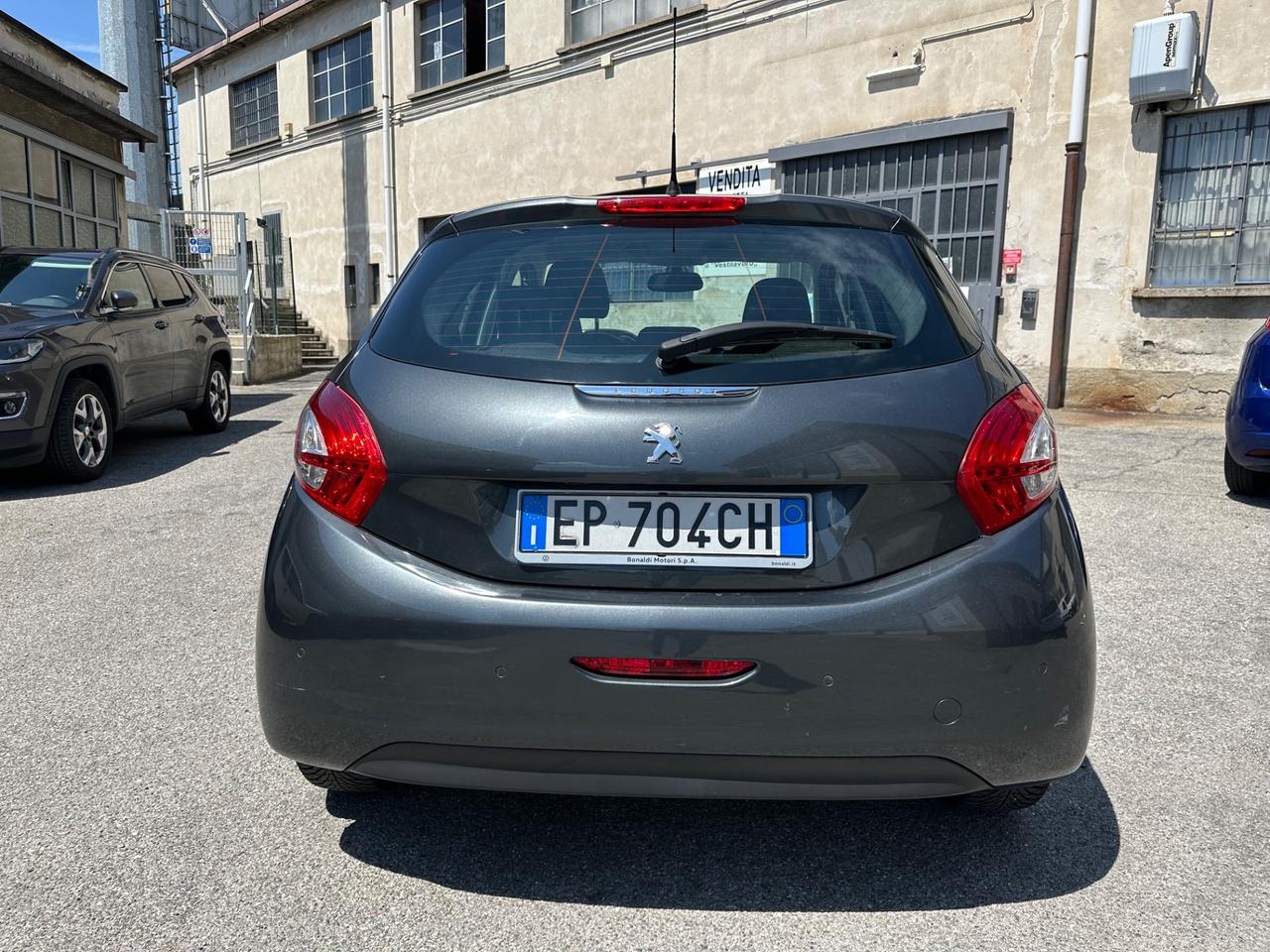 Peugeot 208 1.2 VTi 82 CV 5 porte