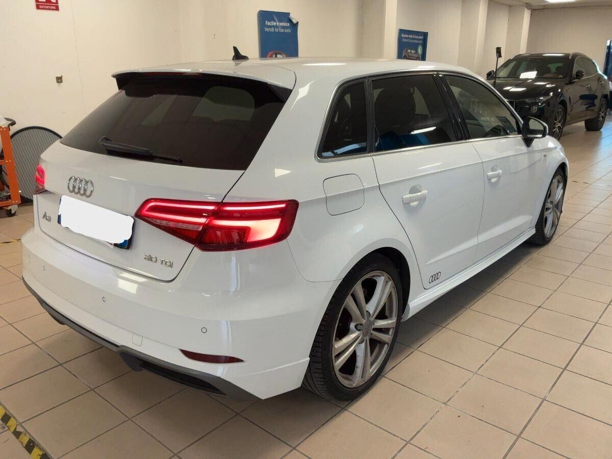AUDI A3 30 TDI S TRONIC S LINE EDITION