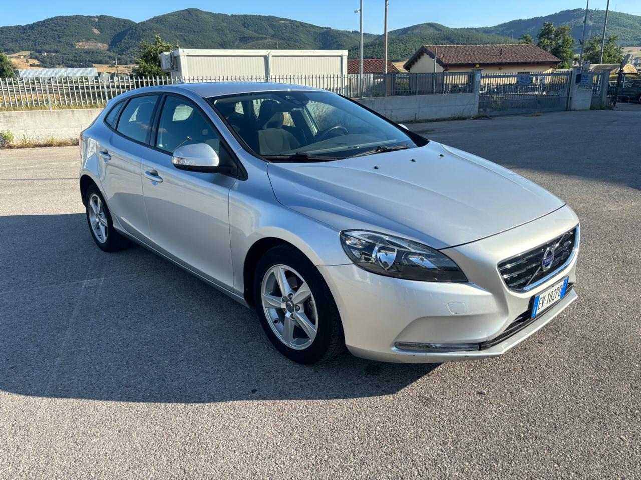Volvo V40 D2 1.6 Momentum