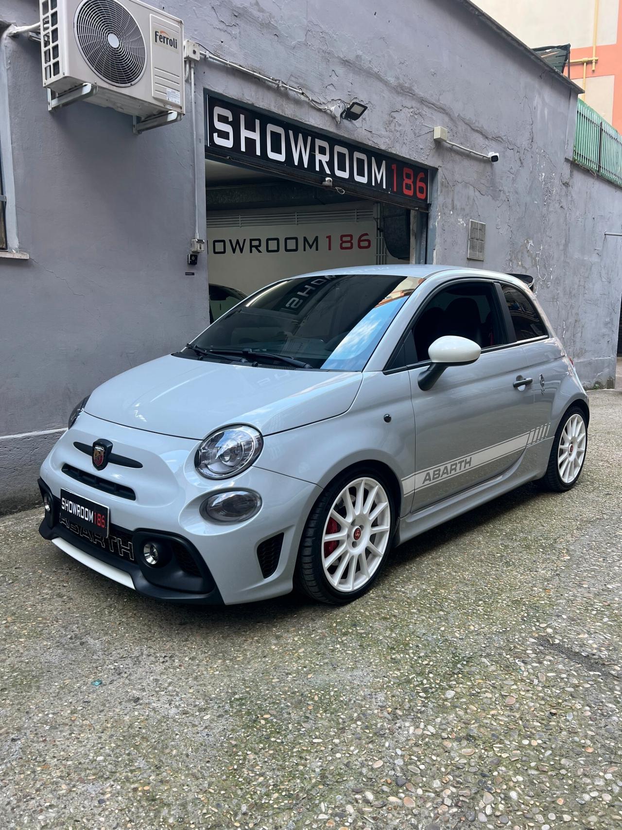 Abarth 595 1.4 Turbo T-Jet 180 CV Esseesse