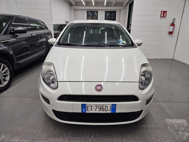 Fiat Punto Punto III 2012 5p 1.2 Lounge E6