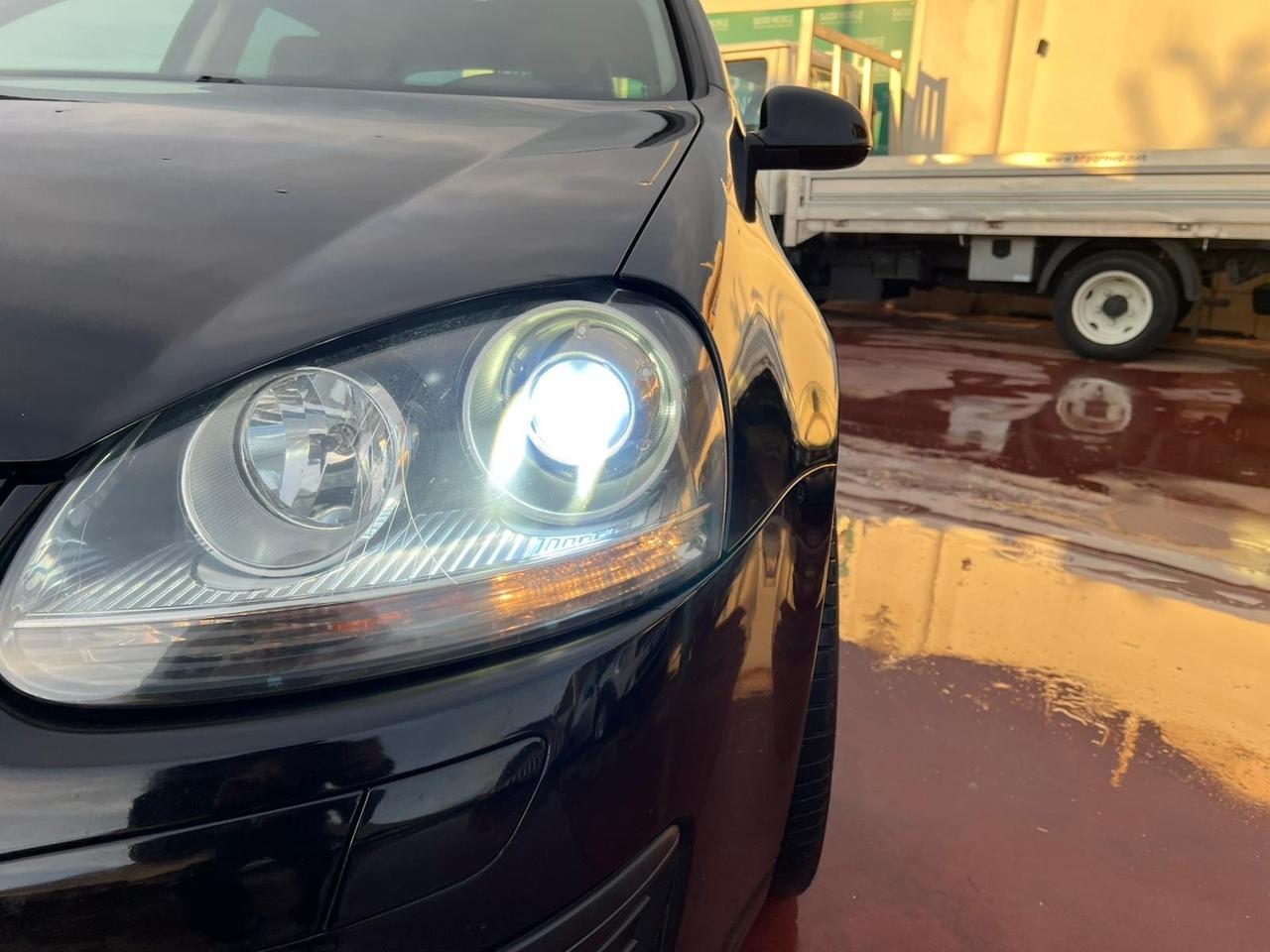 Volkswagen Golf 1.9 TDI DPF 5p. GT Sport