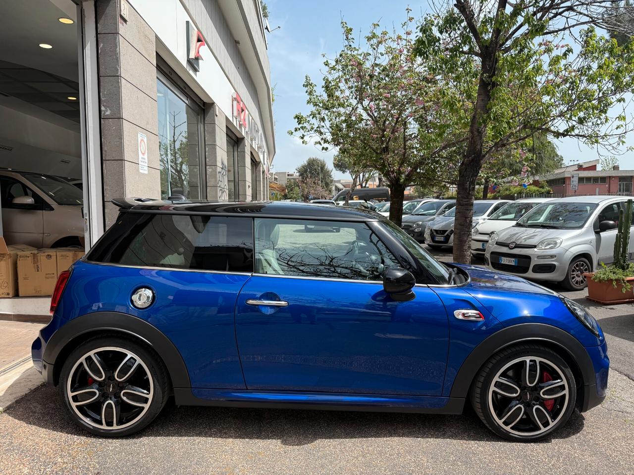 Mini John Cooper Works 2.0-231 CV-RESTYLING+FULL LED+NAVI-TAGLIANDI REGOLARI BMW-ITALIA
