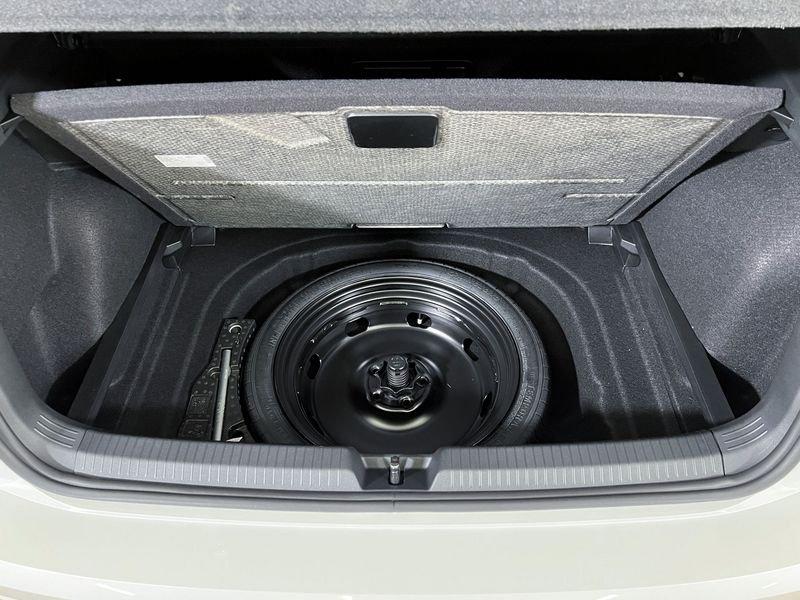Volkswagen Golf Golf 1.5 etsi R-Line Plus 150cv dsg