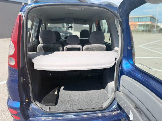 TOYOTA Yaris Verso 1.3i 16V cat Sol