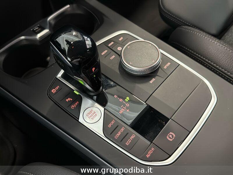 BMW Serie 1 F40 Diesel 116d Sport auto