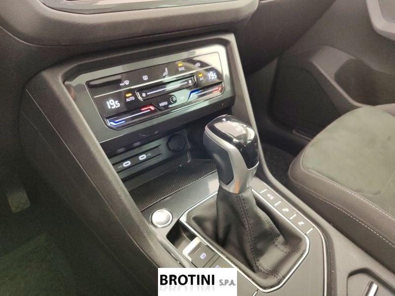 Volkswagen Tiguan 2.0 TDI SCR 110KW Elegance DSG