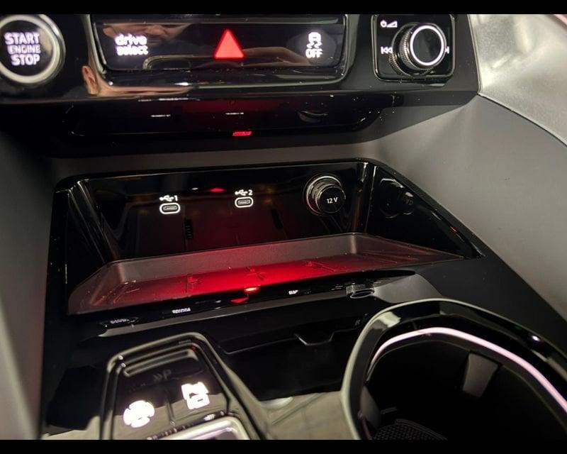 Audi Q5 3ª serie TDI 150 kW mHEV+ S tronic quattro S line edition