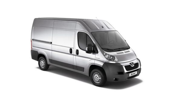 PEUGEOT Boxer 328 BlueHDi 120 S&S PC-TN Furg.