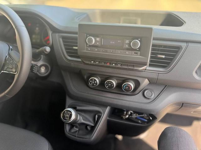 Nissan Primastar II Van 27 PREZZO + IVA