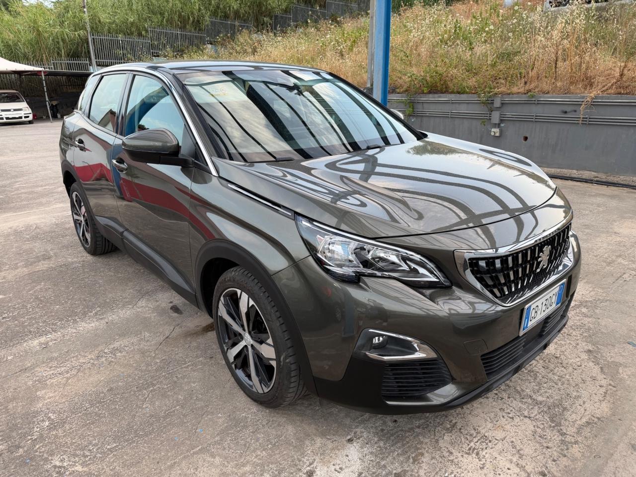 Peugeot 3008 BlueHDi 130 S&S Business