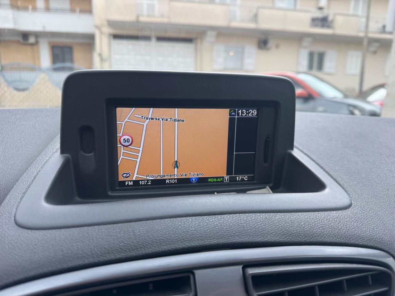 Renault Clio 1.2 GPL 75CV 20th 2011