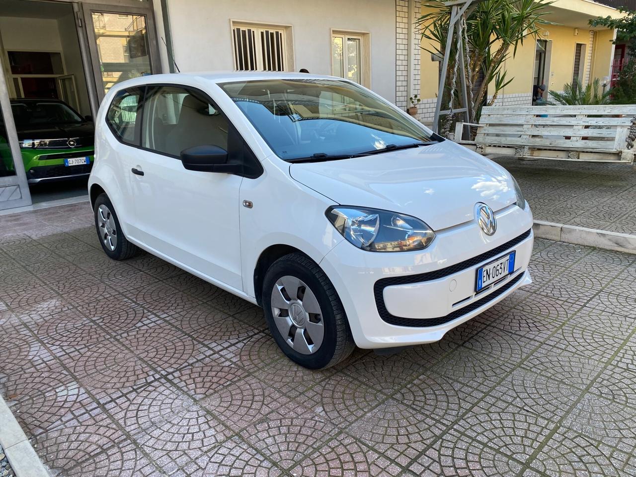 Volkswagen up! 1.0 3p. take