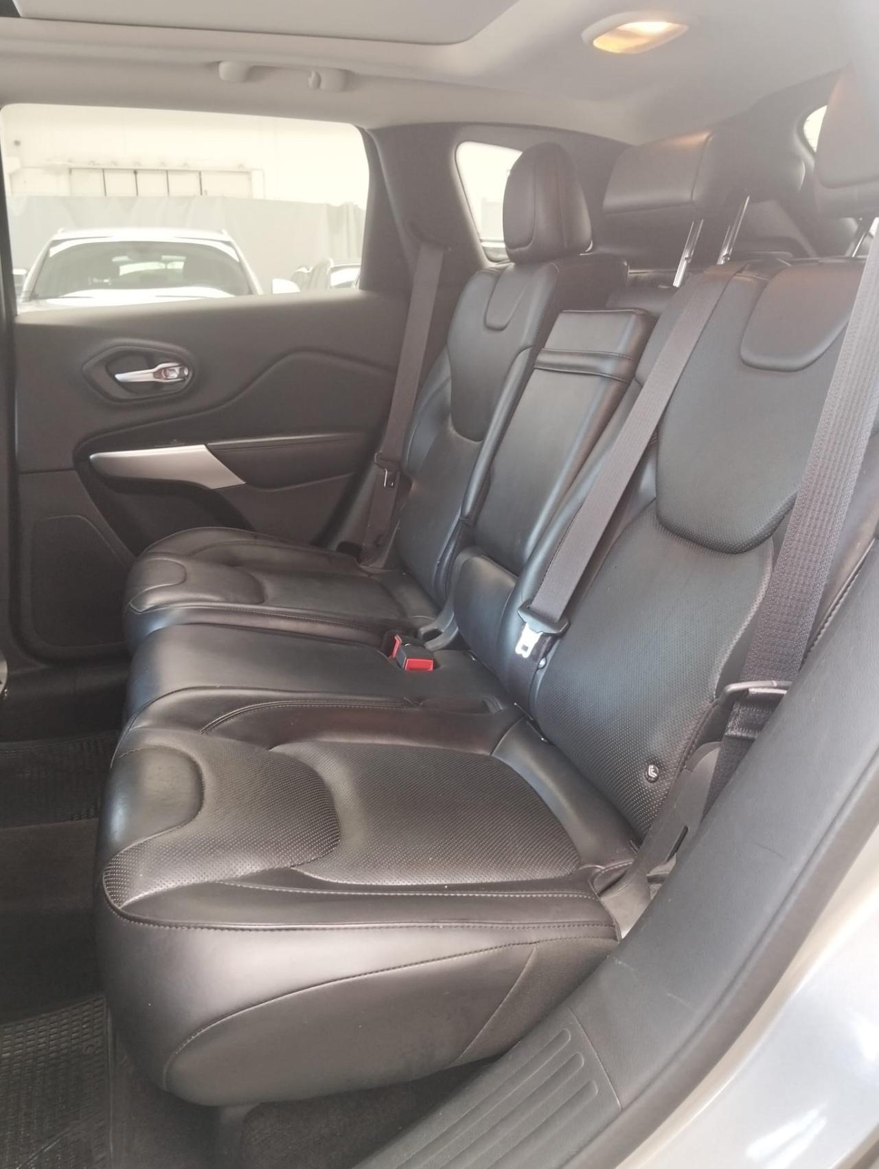 Jeep Cherokee 2.2 Mjt II 4WD Active Drive Overland