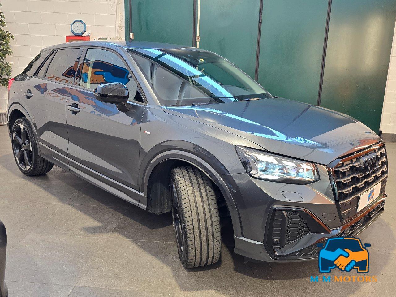 Audi Q2 35 1.5 tfsi Identity Black s-tronic