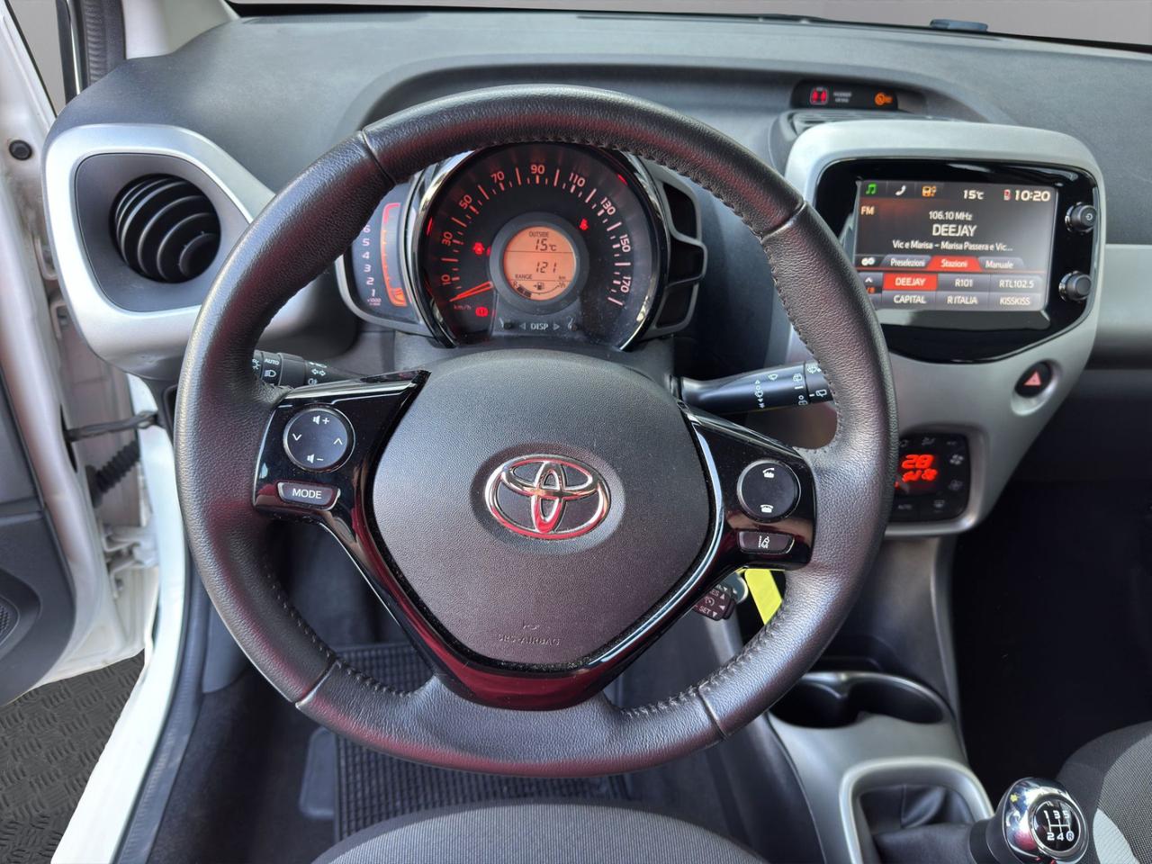 Toyota Aygo 5p 1.0 x-play my15