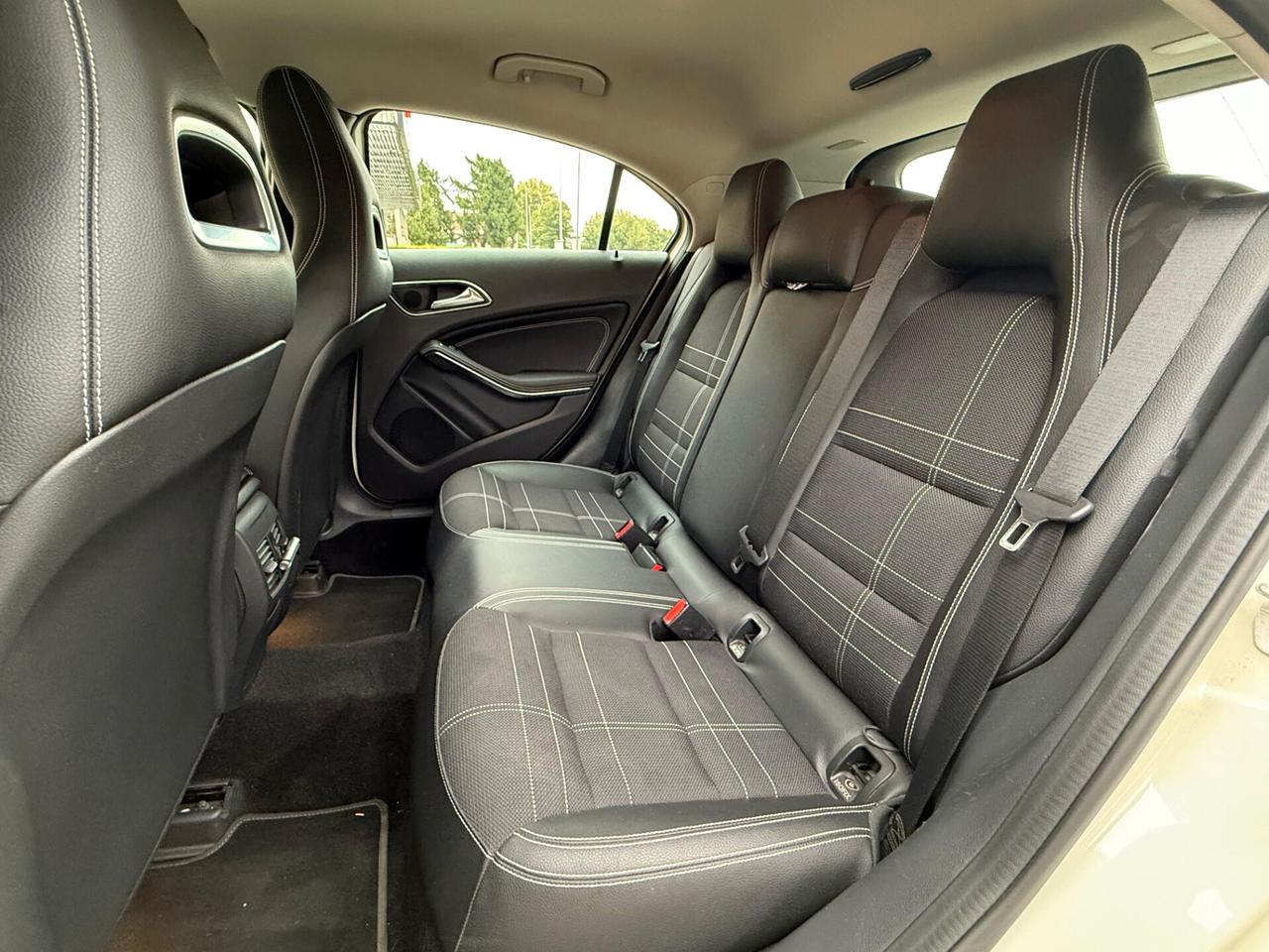 Mercedes-benz A 180 d Automatic Sport MULTICOLOR SUPER ACCESSORIATA