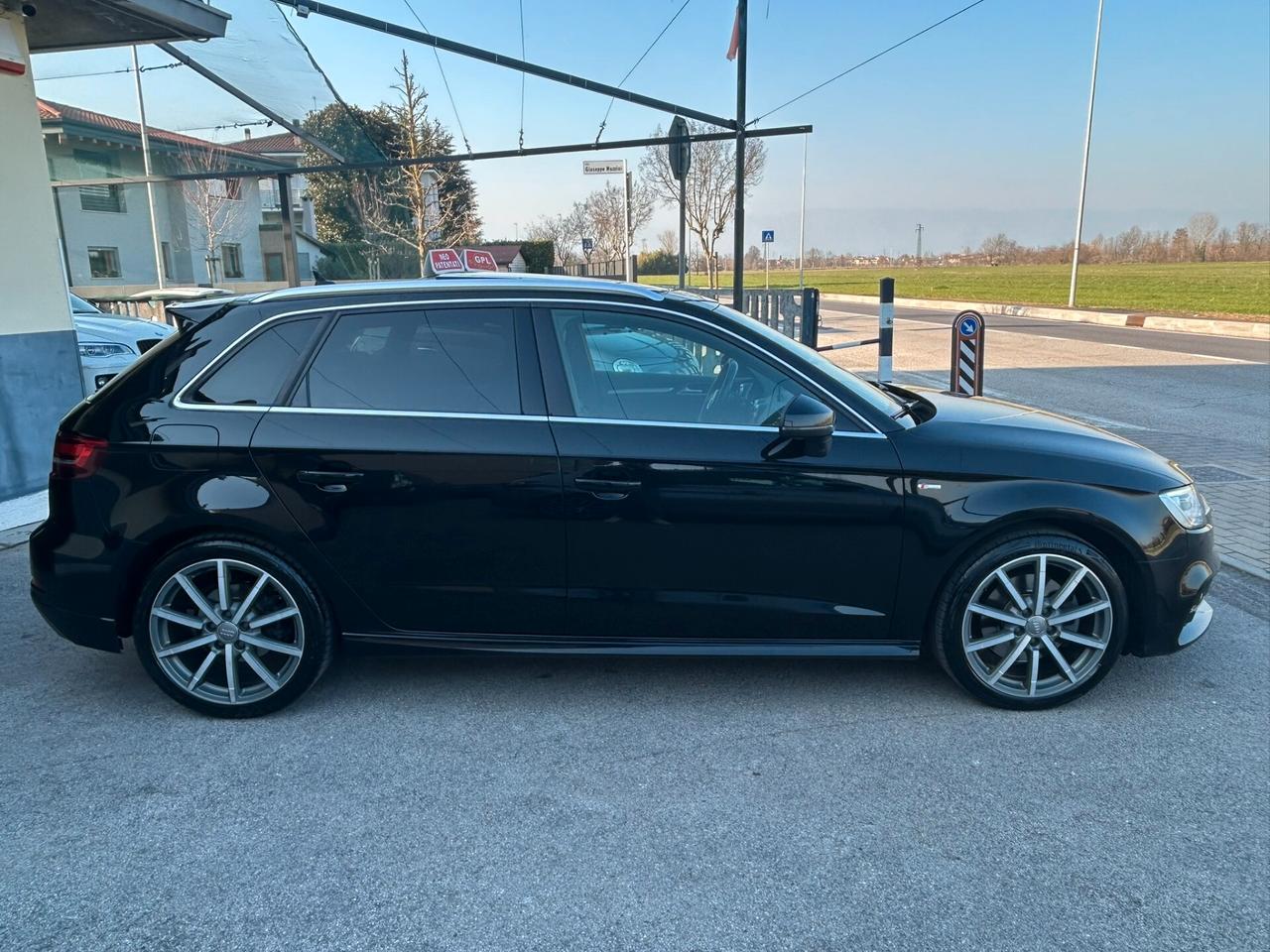 AUDI A3 2.0 TDI 184CV QUATTRO S-TRONIC S-LINE PANORAMA