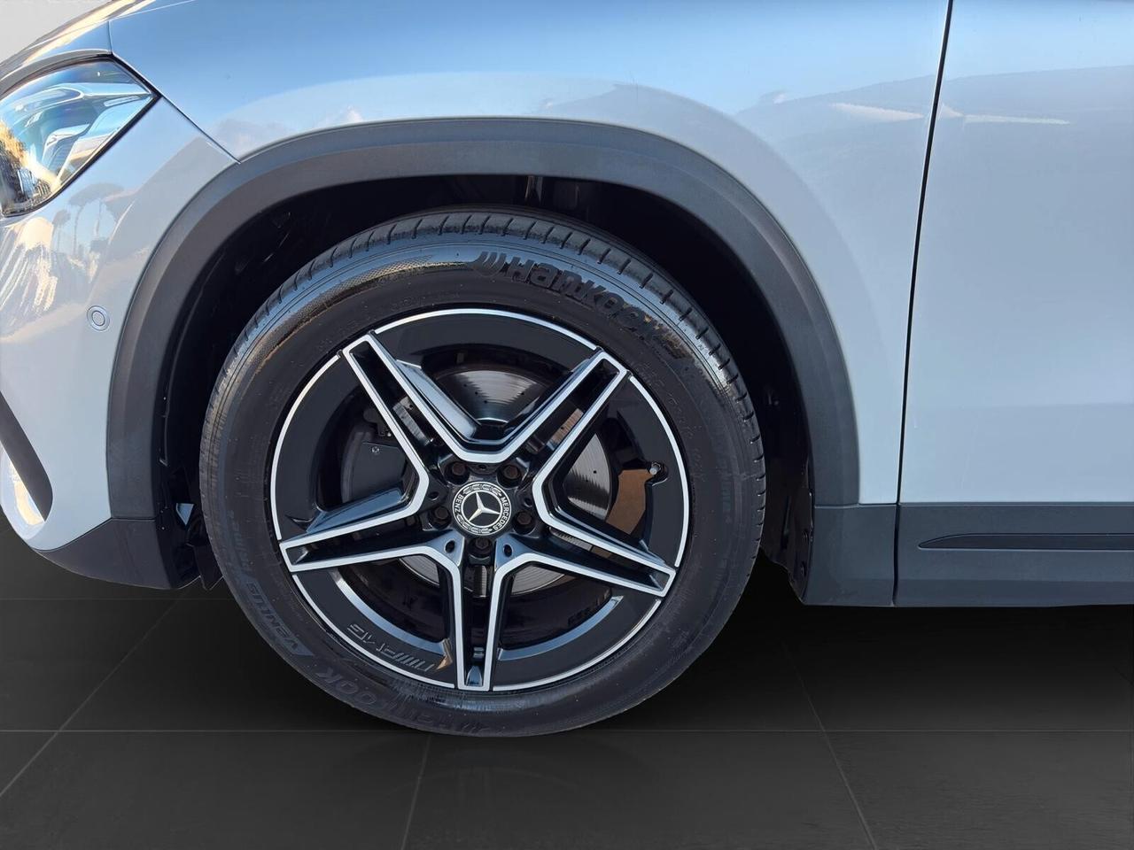 Mercedes-Benz GLA 200 d AUT. 4Matic Premium AMG