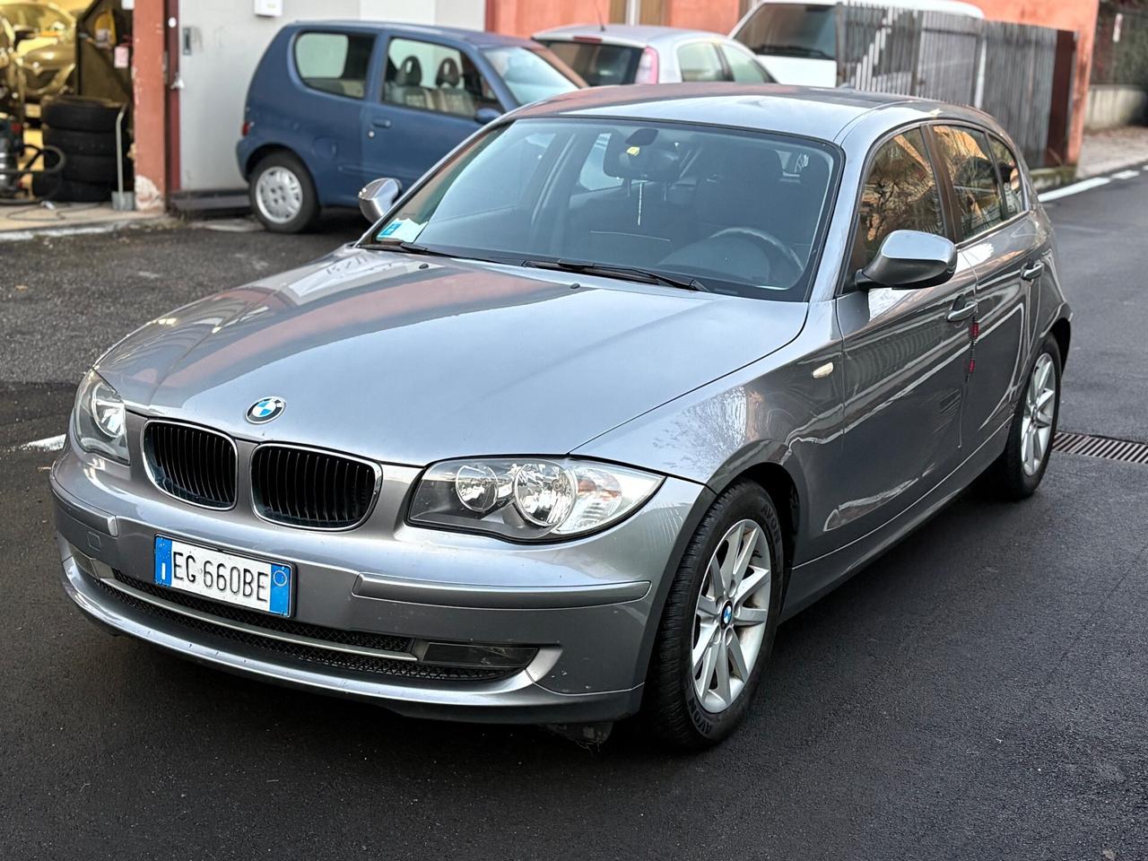 Bmw 118 118d cat 5 porte Futura DPF 12/2010